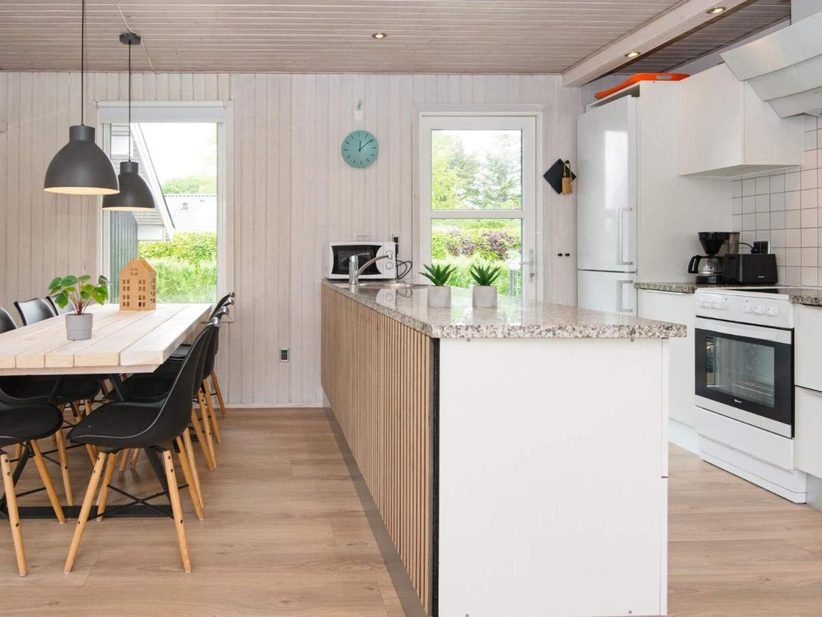 9 Person Holiday Home In Juelsminde Sonderby  Exterior foto